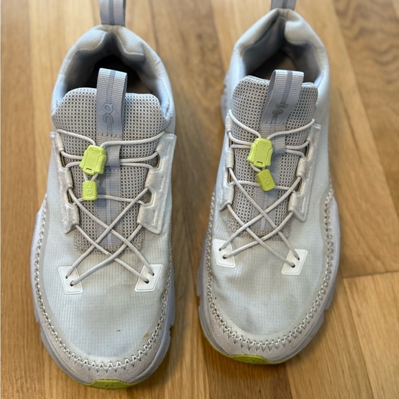 ON CLOUDAWAY Ice | Glacier Women's Sneakers Shoes Comfort  Sz 9 - Picture 5 of 9